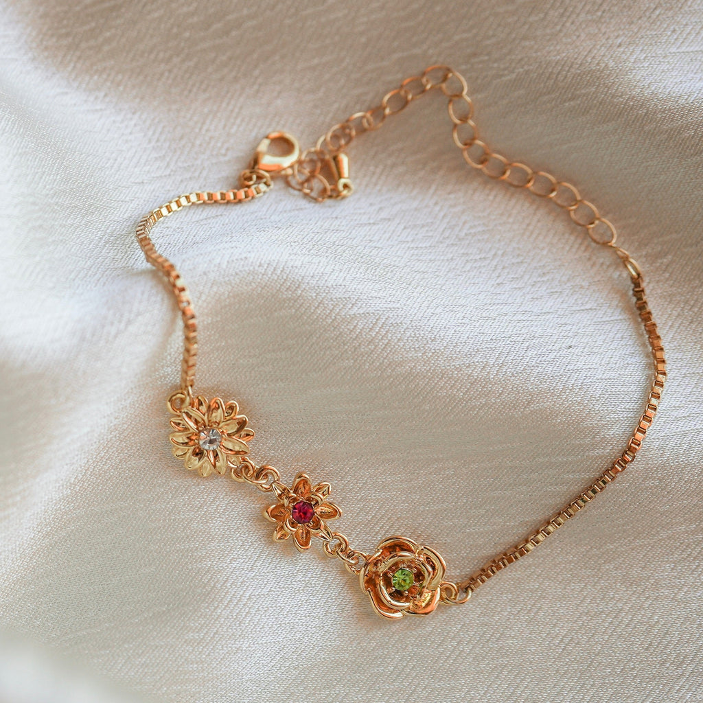 Three-Dimensional Birth Flower Bracelet