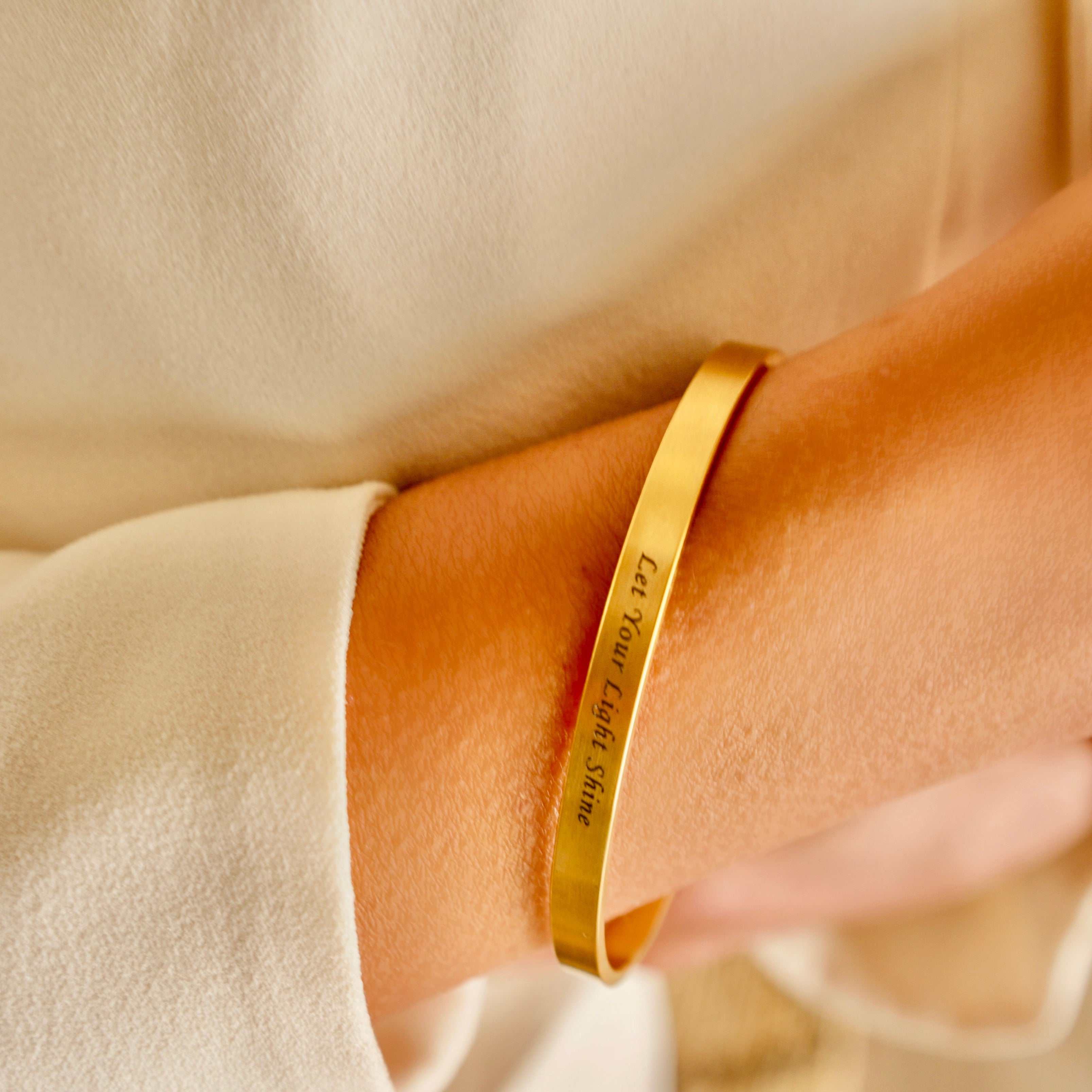 Personalized Titanium Steel Cuff Bracelet – Custom Engraved