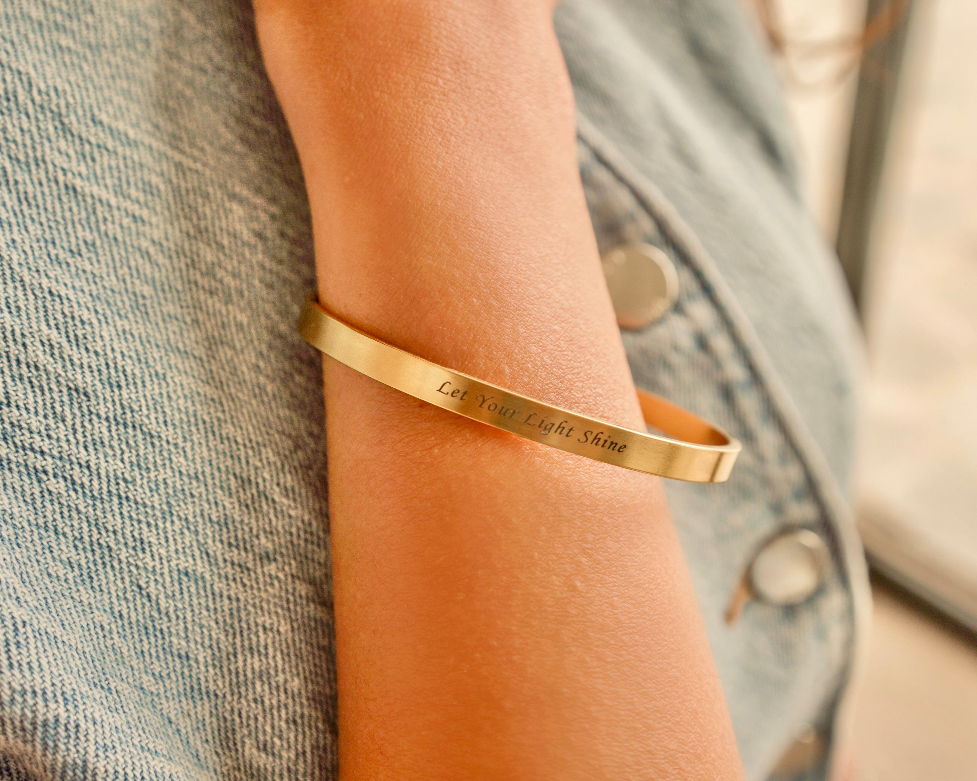 Personalized Titanium Steel Cuff Bracelet – Custom Engraved